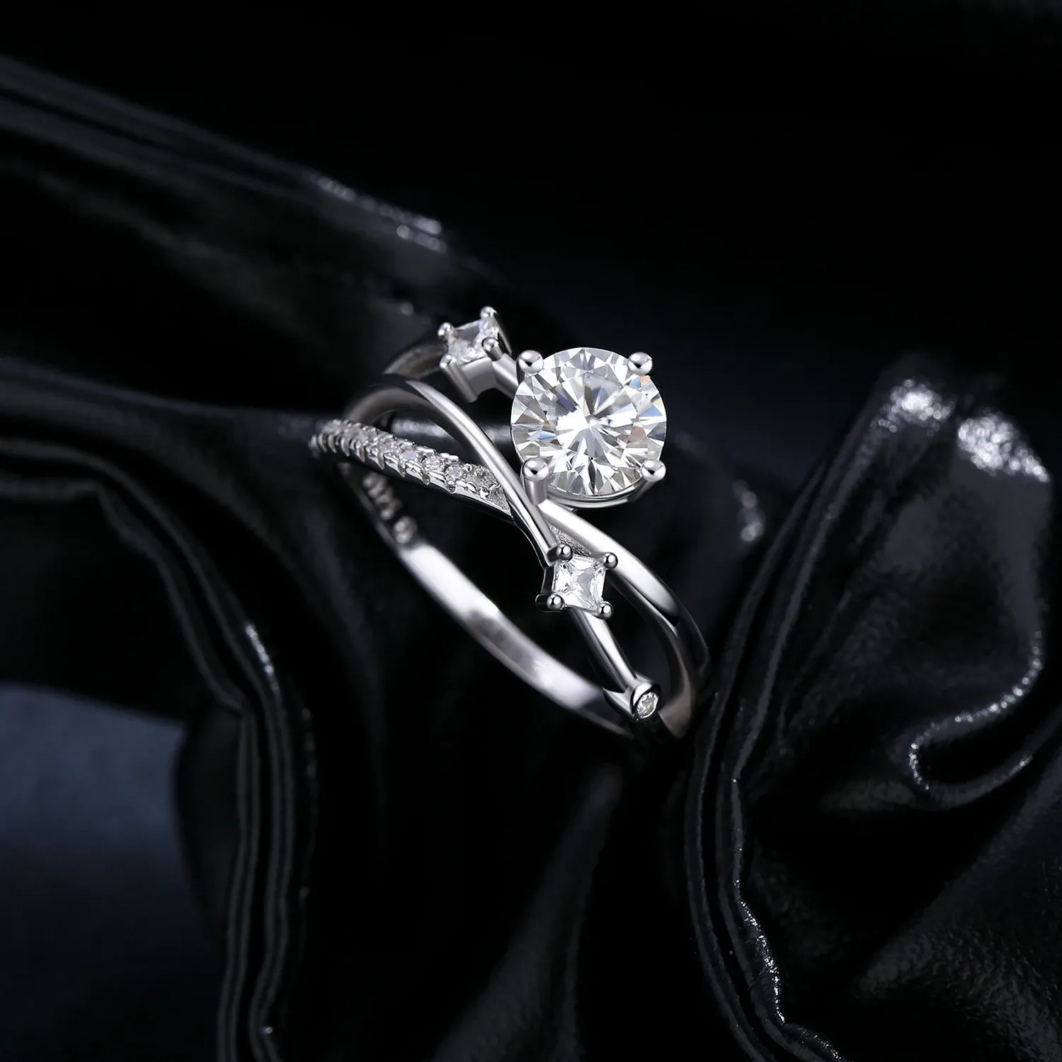 Modian 1ct VVS1 Moissanite Sterling Silver Wedding Ring
