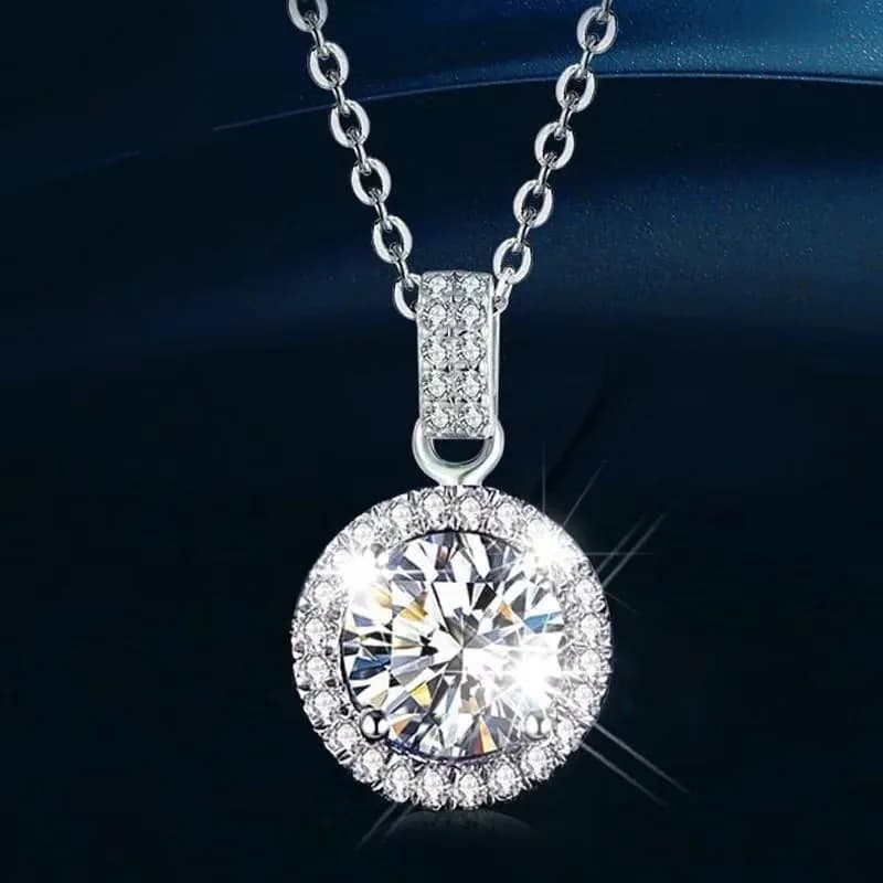 Knobspin 925 Silver Moissanite Pendant Necklace
